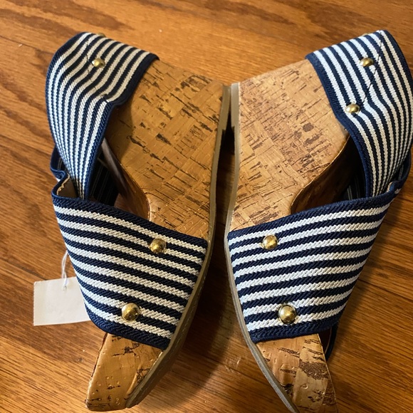 MONTEGO BAY CLUB WEDGE SANDALS - Picture 3 of 5